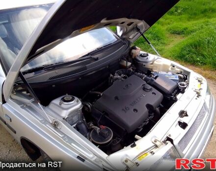Серый ВАЗ 2110, объемом двигателя 1.6 л и пробегом 200 тыс. км за 2800 $, фото 3 на Automoto.ua