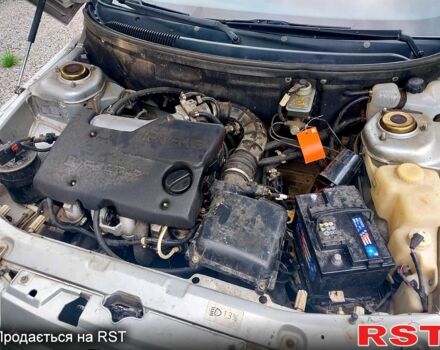 Серый ВАЗ 2110, объемом двигателя 1.5 л и пробегом 135 тыс. км за 2000 $, фото 3 на Automoto.ua