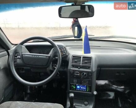 Серый ВАЗ 2110, объемом двигателя 1.6 л и пробегом 155 тыс. км за 2450 $, фото 5 на Automoto.ua