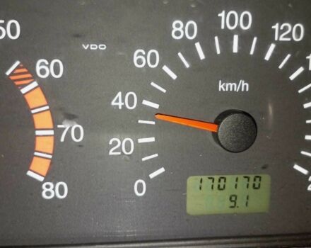 Сірий ВАЗ 2110, об'ємом двигуна 1.6 л та пробігом 107 тис. км за 1909 $, фото 11 на Automoto.ua