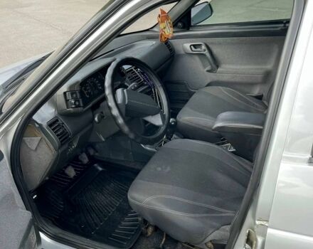 Серый ВАЗ 2110, объемом двигателя 1.6 л и пробегом 150 тыс. км за 2200 $, фото 4 на Automoto.ua