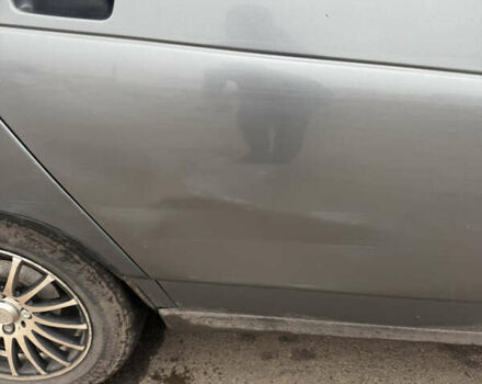 Серый ВАЗ 2110, объемом двигателя 1.6 л и пробегом 245 тыс. км за 2000 $, фото 15 на Automoto.ua