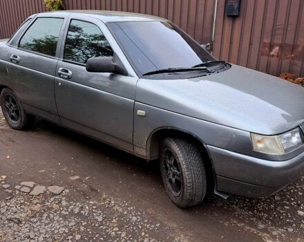 Серый ВАЗ 2110, объемом двигателя 1.6 л и пробегом 180 тыс. км за 2000 $, фото 1 на Automoto.ua