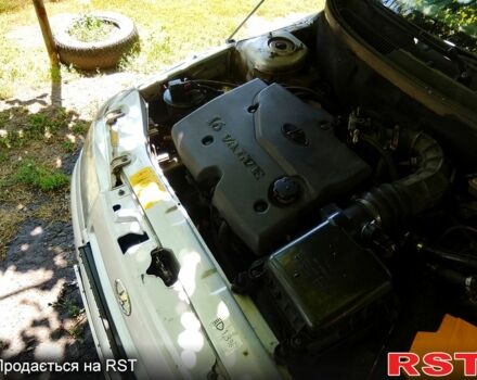 Серый ВАЗ 2110, объемом двигателя 1.6 л и пробегом 327 тыс. км за 1300 $, фото 7 на Automoto.ua