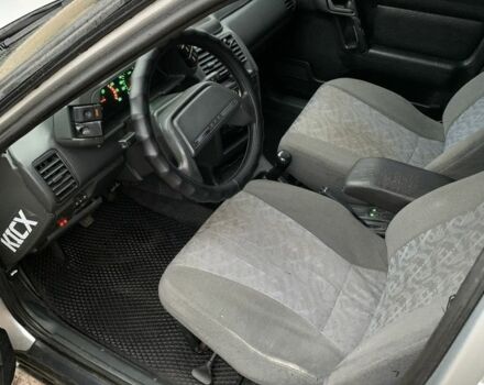 Серый ВАЗ 2110, объемом двигателя 1.6 л и пробегом 165 тыс. км за 1650 $, фото 6 на Automoto.ua