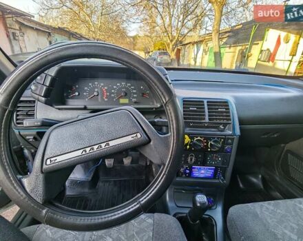Сірий ВАЗ 2110, об'ємом двигуна 1.6 л та пробігом 70 тис. км за 3600 $, фото 10 на Automoto.ua