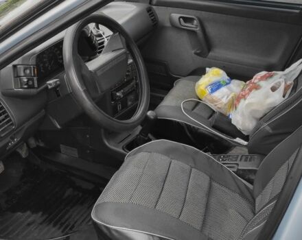 Серый ВАЗ 2110, объемом двигателя 1.6 л и пробегом 295 тыс. км за 1500 $, фото 2 на Automoto.ua