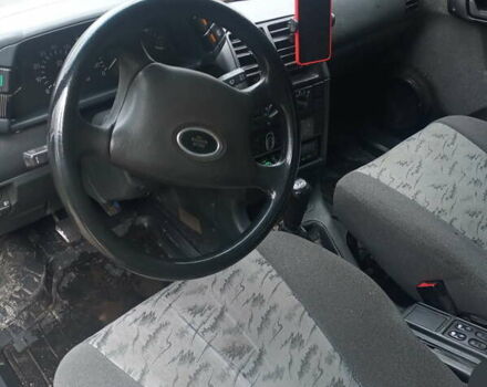 Серый ВАЗ 2110, объемом двигателя 1.6 л и пробегом 235 тыс. км за 2600 $, фото 1 на Automoto.ua