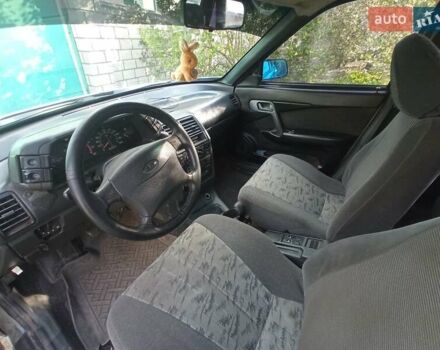 Сірий ВАЗ 2110, об'ємом двигуна 1.6 л та пробігом 300 тис. км за 1800 $, фото 1 на Automoto.ua