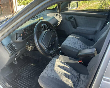 Серый ВАЗ 2110, объемом двигателя 1.6 л и пробегом 267 тыс. км за 2000 $, фото 6 на Automoto.ua