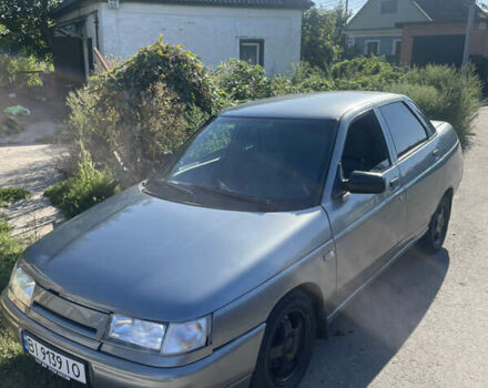 Серый ВАЗ 2110, объемом двигателя 1.6 л и пробегом 267 тыс. км за 2000 $, фото 3 на Automoto.ua