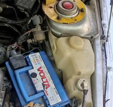 Серый ВАЗ 2110, объемом двигателя 1.6 л и пробегом 340 тыс. км за 1250 $, фото 11 на Automoto.ua