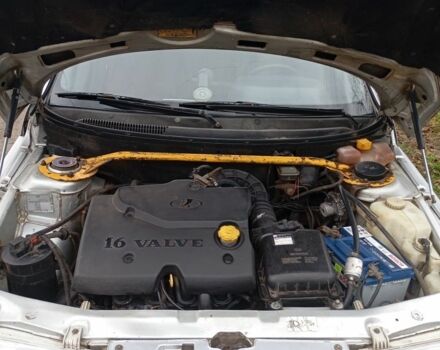 Сірий ВАЗ 2110, об'ємом двигуна 1.6 л та пробігом 265 тис. км за 1600 $, фото 7 на Automoto.ua