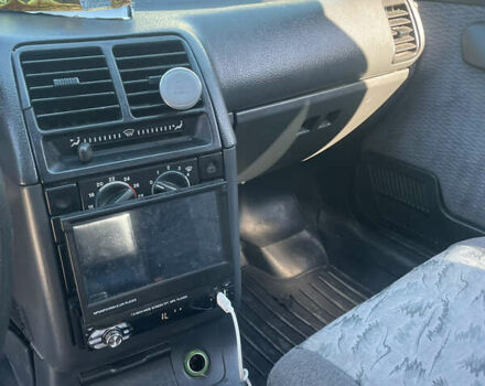 Серый ВАЗ 2110, объемом двигателя 1.6 л и пробегом 267 тыс. км за 2000 $, фото 7 на Automoto.ua