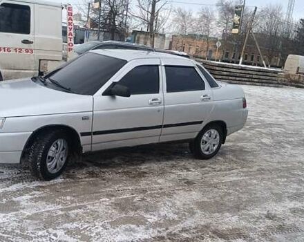 Серый ВАЗ 2110, объемом двигателя 1.6 л и пробегом 170 тыс. км за 2550 $, фото 3 на Automoto.ua