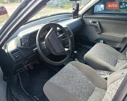 Серый ВАЗ 2110, объемом двигателя 1.6 л и пробегом 160 тыс. км за 950 $, фото 5 на Automoto.ua