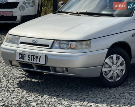 Серый ВАЗ 2110, объемом двигателя 1.6 л и пробегом 174 тыс. км за 1999 $, фото 7 на Automoto.ua