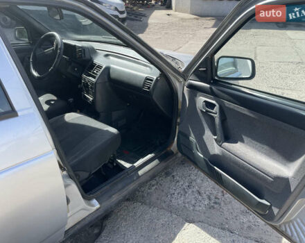 Сірий ВАЗ 2110, об'ємом двигуна 1.6 л та пробігом 232 тис. км за 2000 $, фото 19 на Automoto.ua