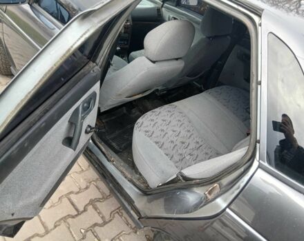 Серый ВАЗ 2110, объемом двигателя 1.6 л и пробегом 378 тыс. км за 1500 $, фото 6 на Automoto.ua