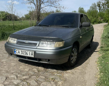 Серый ВАЗ 2110, объемом двигателя 1.6 л и пробегом 203 тыс. км за 1100 $, фото 1 на Automoto.ua