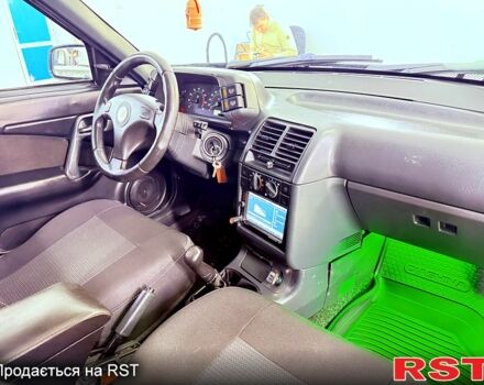 Сірий ВАЗ 2110, об'ємом двигуна 1.6 л та пробігом 181 тис. км за 1900 $, фото 4 на Automoto.ua