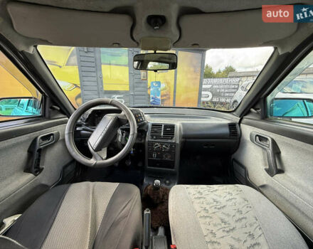 Серый ВАЗ 2110, объемом двигателя 1.6 л и пробегом 174 тыс. км за 1999 $, фото 1 на Automoto.ua