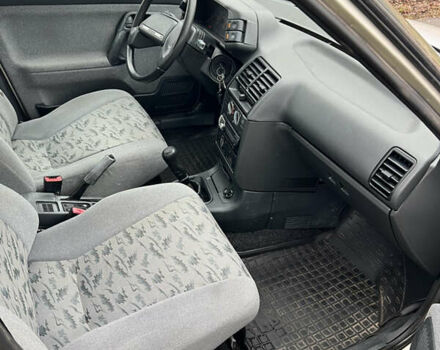 Серый ВАЗ 2110, объемом двигателя 1.6 л и пробегом 131 тыс. км за 2099 $, фото 10 на Automoto.ua