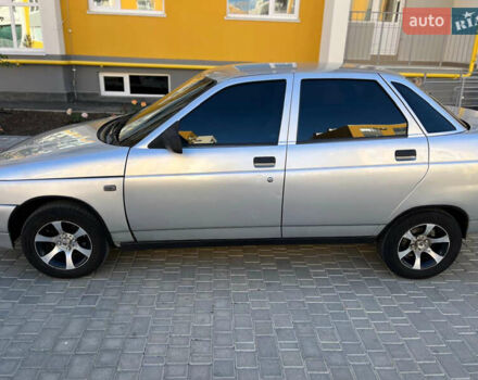 Сірий ВАЗ 2110, об'ємом двигуна 1.6 л та пробігом 250 тис. км за 2000 $, фото 3 на Automoto.ua