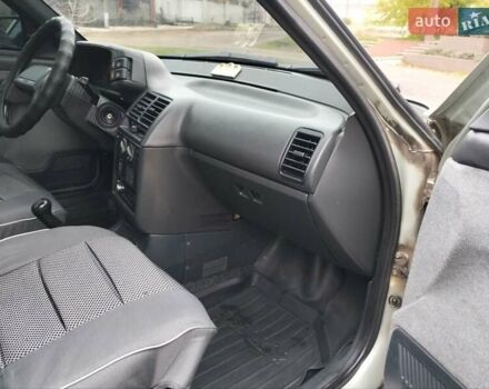 Сірий ВАЗ 2110, об'ємом двигуна 1.6 л та пробігом 77 тис. км за 2999 $, фото 19 на Automoto.ua