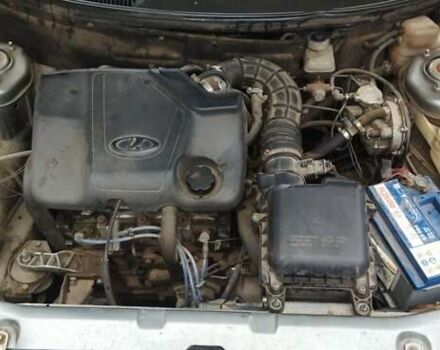 Серый ВАЗ 2110, объемом двигателя 1.6 л и пробегом 174 тыс. км за 1900 $, фото 3 на Automoto.ua