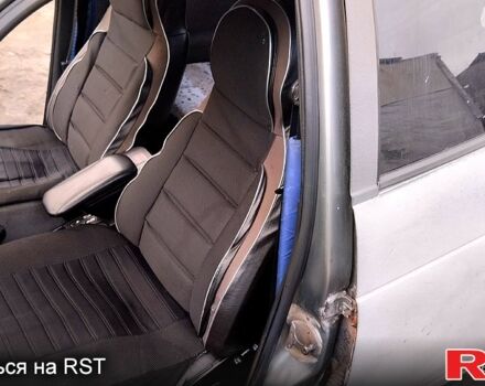 Серый ВАЗ 2110, объемом двигателя 1.6 л и пробегом 323 тыс. км за 950 $, фото 3 на Automoto.ua