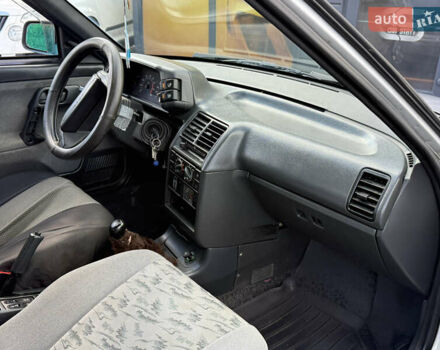 Серый ВАЗ 2110, объемом двигателя 1.6 л и пробегом 174 тыс. км за 1999 $, фото 21 на Automoto.ua