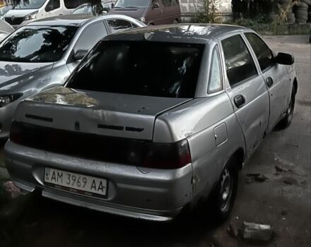 Серый ВАЗ 2110, объемом двигателя 1.5 л и пробегом 180 тыс. км за 500 $, фото 2 на Automoto.ua