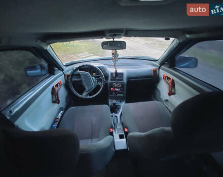 Серый ВАЗ 2110, объемом двигателя 1.6 л и пробегом 245 тыс. км за 3000 $, фото 1 на Automoto.ua