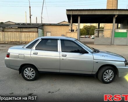 Серый ВАЗ 2110, объемом двигателя 1.6 л и пробегом 260 тыс. км за 1700 $, фото 2 на Automoto.ua