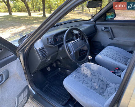 Сірий ВАЗ 2110, об'ємом двигуна 1.6 л та пробігом 177 тис. км за 1950 $, фото 15 на Automoto.ua