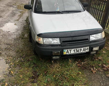 Серый ВАЗ 2110, объемом двигателя 1.6 л и пробегом 255 тыс. км за 600 $, фото 1 на Automoto.ua