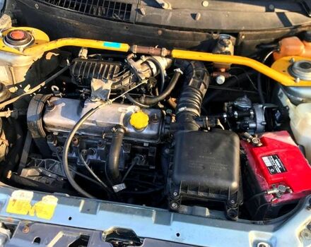 Серый ВАЗ 2110, объемом двигателя 1.6 л и пробегом 323 тыс. км за 950 $, фото 4 на Automoto.ua