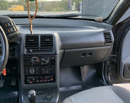 Сірий ВАЗ 2110, об'ємом двигуна 1.6 л та пробігом 137 тис. км за 2150 $, фото 17 на Automoto.ua