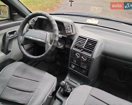 Сірий ВАЗ 2110, об'ємом двигуна 1.6 л та пробігом 77 тис. км за 2999 $, фото 6 на Automoto.ua