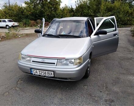 Серый ВАЗ 2110, объемом двигателя 1.6 л и пробегом 185 тыс. км за 2350 $, фото 3 на Automoto.ua