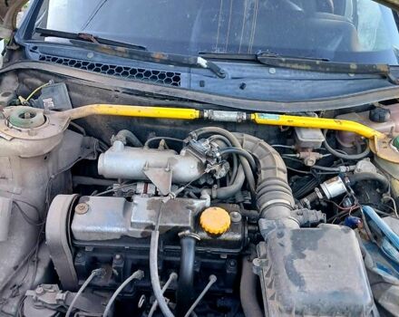 Серый ВАЗ 2110, объемом двигателя 1.6 л и пробегом 200 тыс. км за 1350 $, фото 1 на Automoto.ua