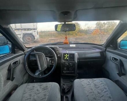 Сірий ВАЗ 2110, об'ємом двигуна 1.6 л та пробігом 250 тис. км за 1512 $, фото 4 на Automoto.ua