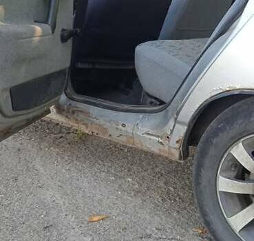 Сірий ВАЗ 2110, об'ємом двигуна 1.6 л та пробігом 197 тис. км за 1800 $, фото 14 на Automoto.ua