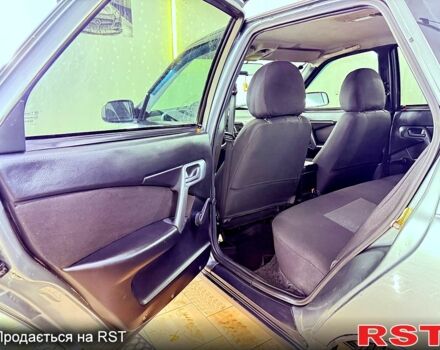 Сірий ВАЗ 2110, об'ємом двигуна 1.6 л та пробігом 181 тис. км за 1900 $, фото 1 на Automoto.ua