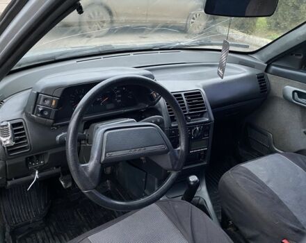 Серый ВАЗ 2110, объемом двигателя 1.6 л и пробегом 271 тыс. км за 1900 $, фото 6 на Automoto.ua