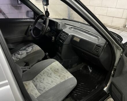 Серый ВАЗ 2110, объемом двигателя 1.6 л и пробегом 777 тыс. км за 950 $, фото 7 на Automoto.ua