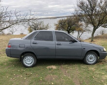 Серый ВАЗ 2110, объемом двигателя 1.6 л и пробегом 280 тыс. км за 1750 $, фото 3 на Automoto.ua