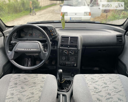 Серый ВАЗ 2110, объемом двигателя 1.6 л и пробегом 261 тыс. км за 2350 $, фото 8 на Automoto.ua