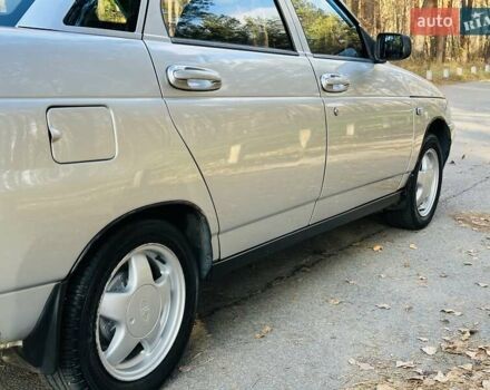 Сірий ВАЗ 2110, об'ємом двигуна 1.6 л та пробігом 95 тис. км за 3750 $, фото 7 на Automoto.ua